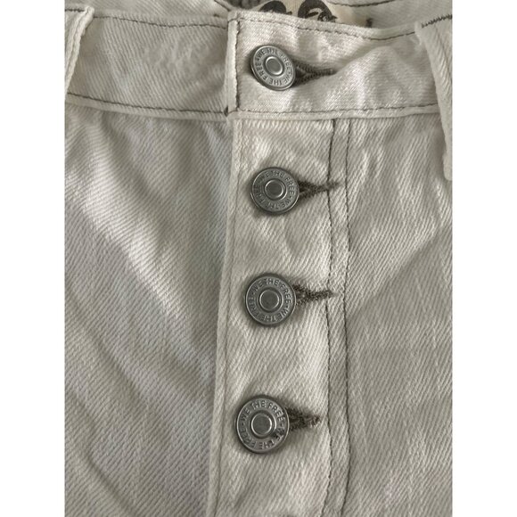 We The Free x Free People Romeo Rolled Cut Off Short Button Front 30 White Denim - Picture 7 of 11